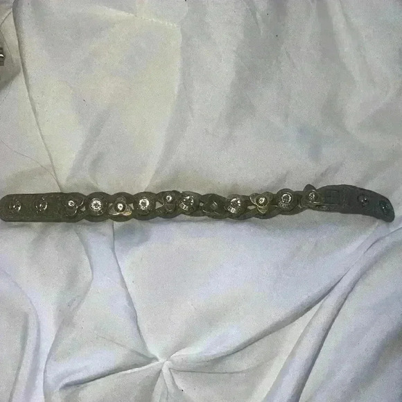 Henri Bendel Swarovski Chrystal Rhinestone and Leather Bracelet - Picture 1 of 3